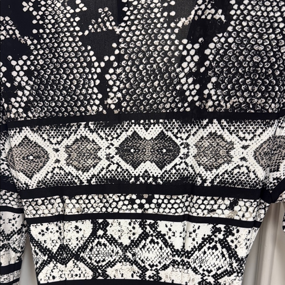 BCBG Black and White Patterned Wrap Dress - Picture 9 of 11